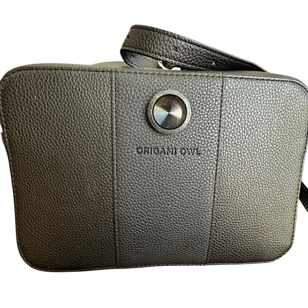 ORIGAMI OWL X Womens Black Cross Body Purse w/ Locket - Picture 5 of 10